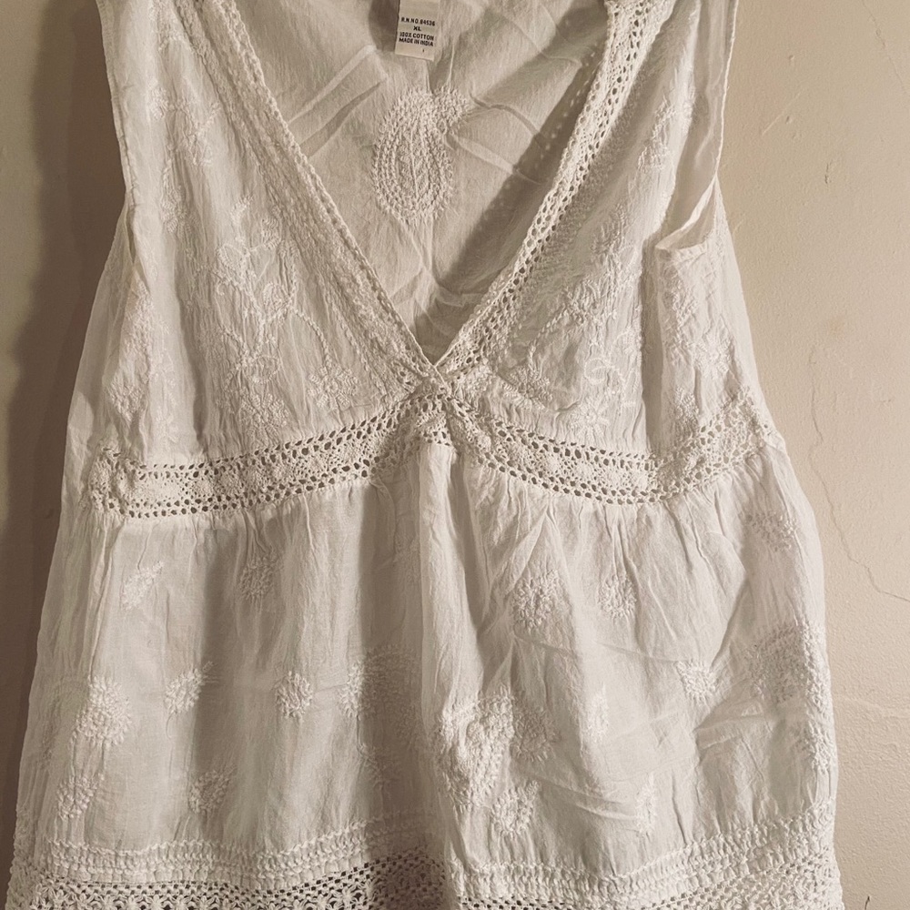 White lace insert tank